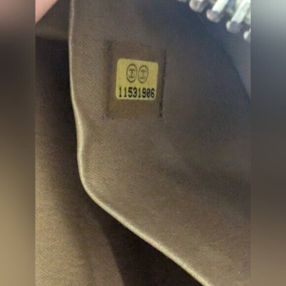 Authentic CHANEL Long Zippy Wallet - Picture 13 of 16